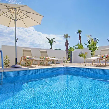 Vila Kpalaa18 Paralimni